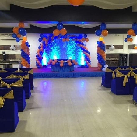 Hotel Radiance Gwalior Exterior photo