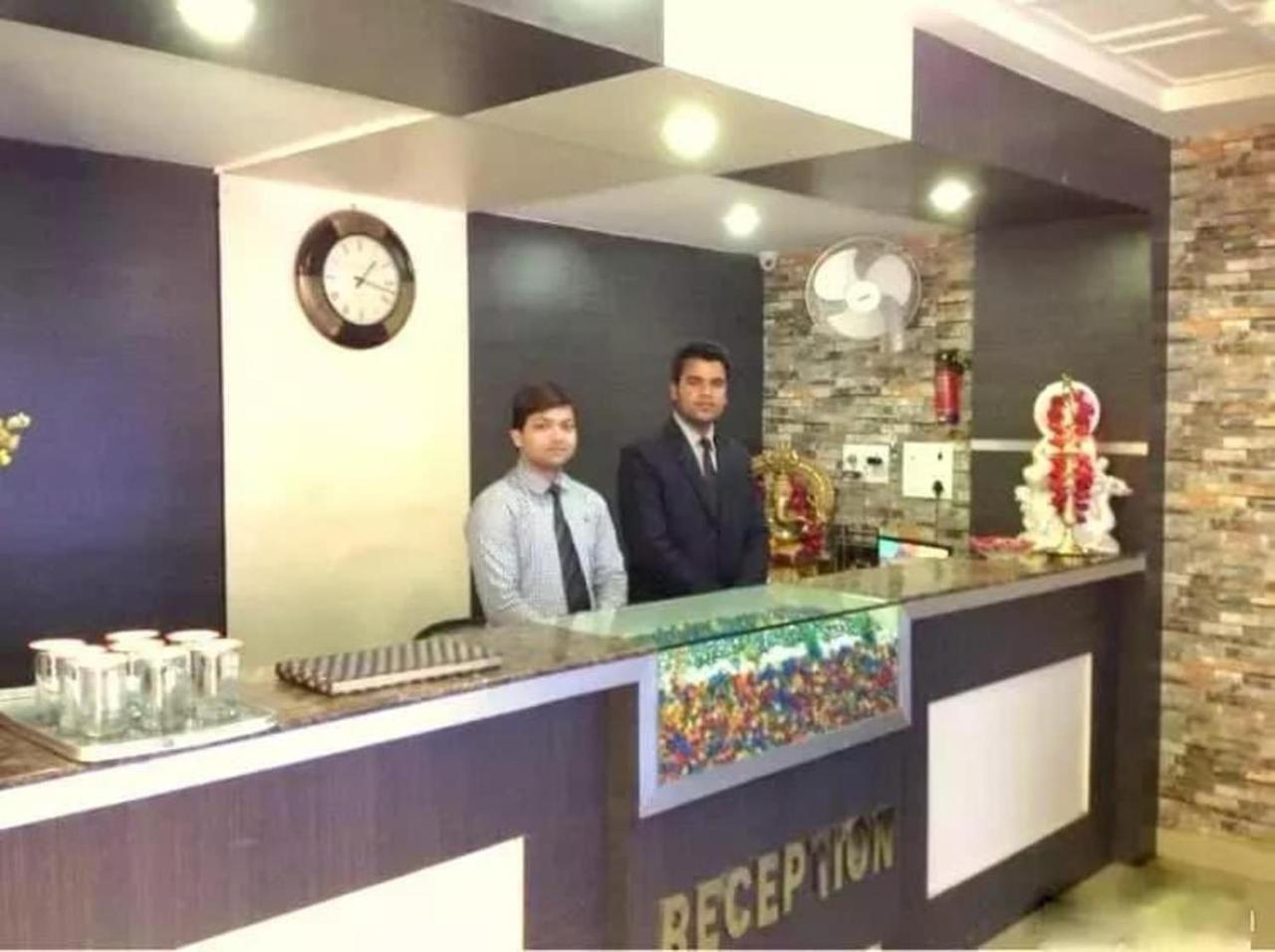 Hotel Radiance Gwalior Exterior photo